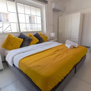 דירה Jana's 2-br In, לרנקה