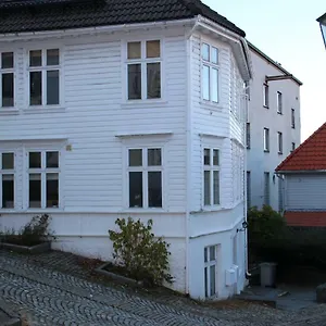 skuteviksveien-42.hotelsinbergen.net/