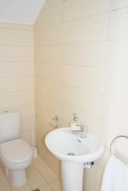 T&E Villa Larnaca